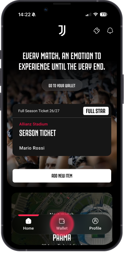 Juventus app Wallet with season ticket QR code and "Manage subscription" button